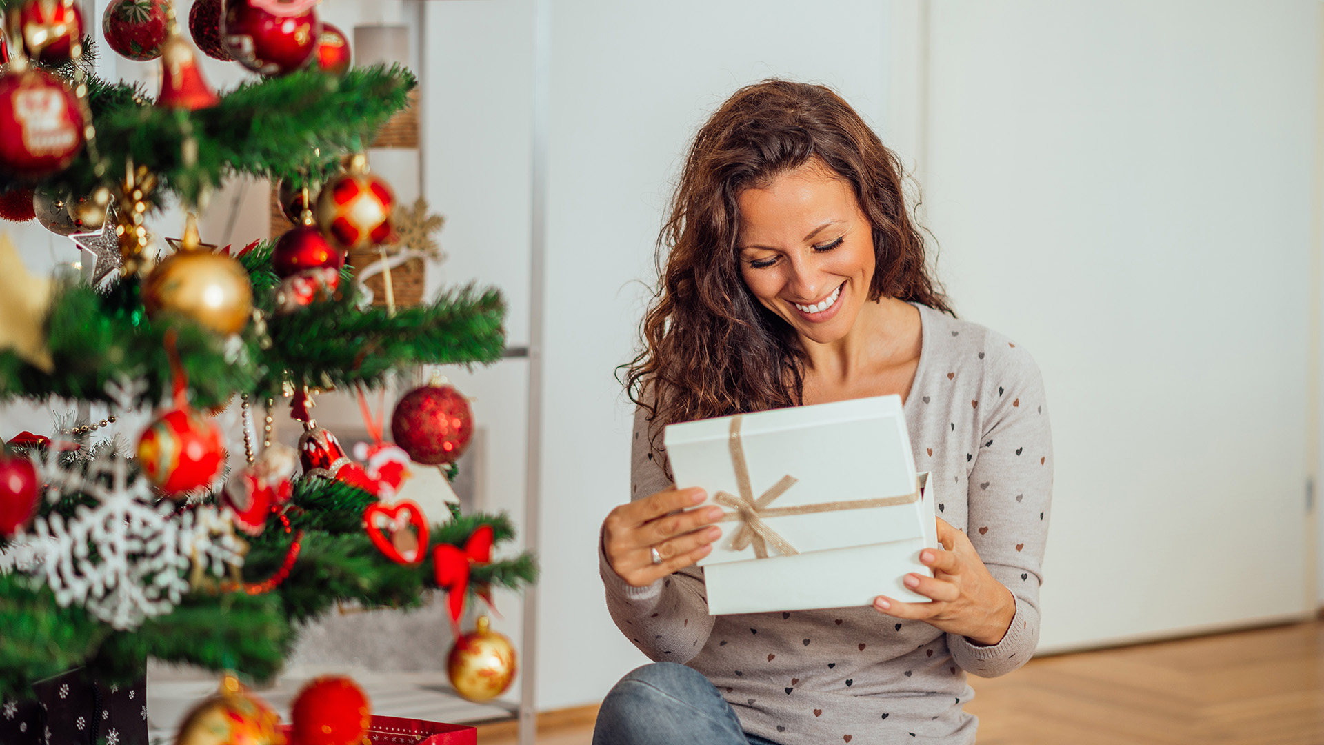 Julegavekort i posten til ansatte